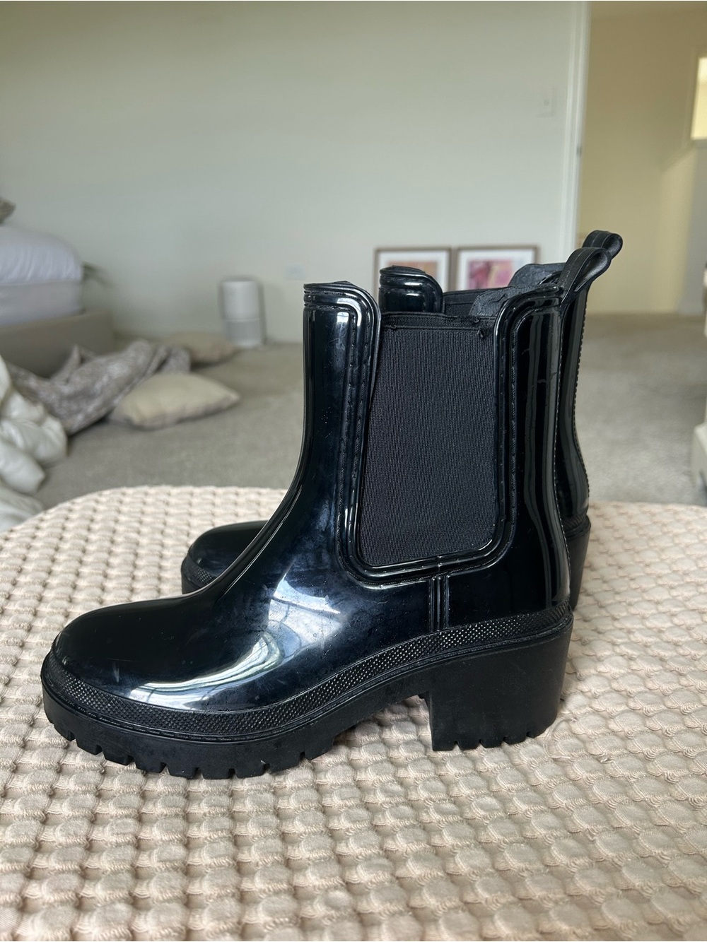 Black Chelsea Rain Boots for Women - Glossy Platform Heel